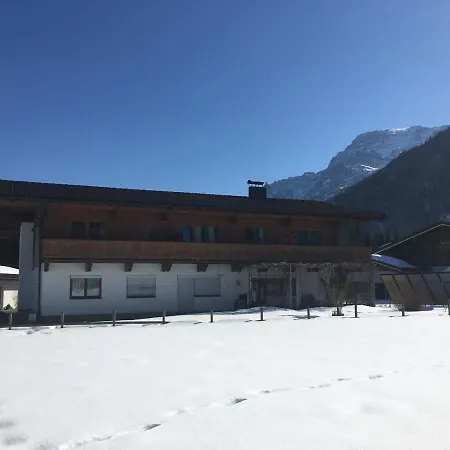 アパート Brandtner